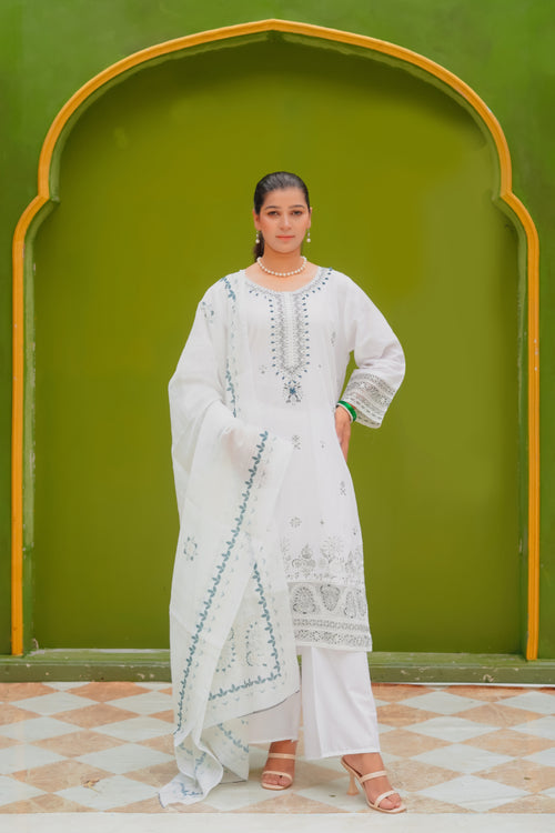 Maira Embroidered 3Pcs ( Lawn Fabric )
